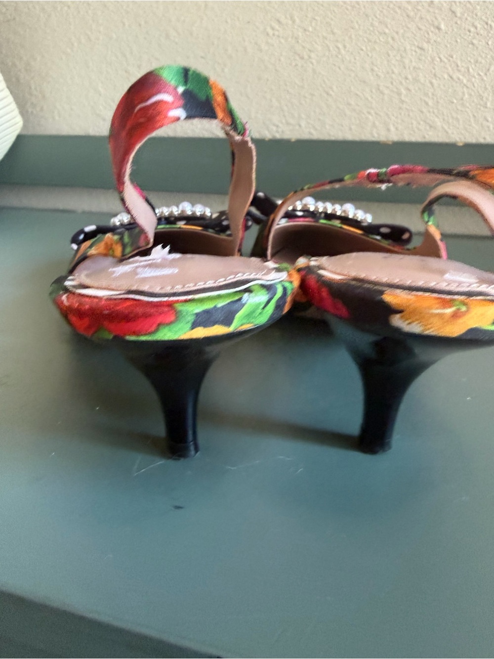 Betsey Johnson BIRDIE Floral Polka Dot Slingback Heels - Picture 7 of 10